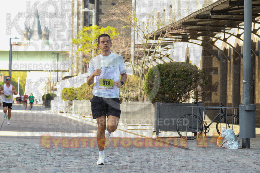 250920_1448_EV4_7169 | Sportfotografie im Rhein-Sieg Kreis, Köln, Bonn, NRW, Rheinland Pfalz, Hessen, etc. Unser Tätigkeitsfeld umfasst den Laufsport vom Volkslauf über den Marathon, Duathlon, Triathon bis zum Ultralauf wie Kölnpfad Ultra oder Schindertrail.