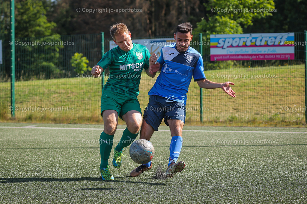 BQ3I8462 | 03.06.2023; Kreisoberliga West; Kunstrasenplatz Fellerdilln; VfL Fellerdilln - VfB Asslar; Ergebnis: 4:1 (3:1)