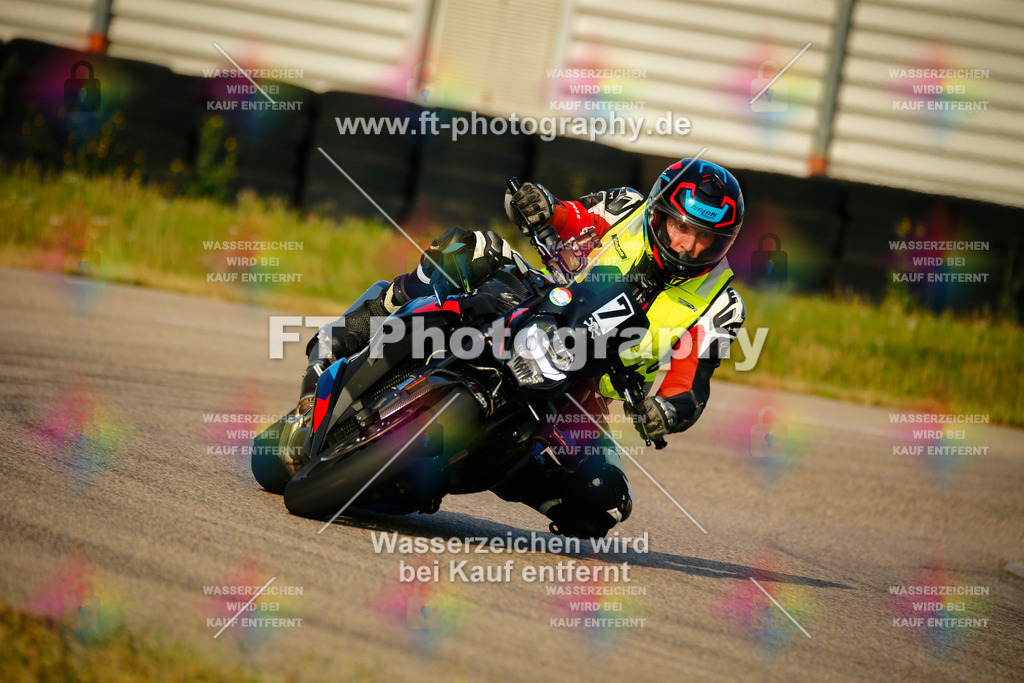 _MOT5381 | Hier findet Ihr Bilder von Touristenfahrten auf der Nürburgring Nordschleife oder von anderen Veranstaltungen die ich besucht habe. Viel Spass beim Durch Schauen 