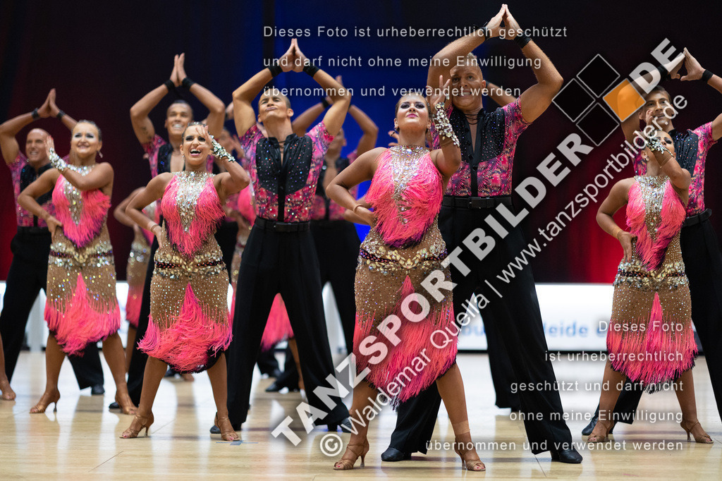 20230114-10624 | Hier finden Sie Tanz Bilder vom Latein und Standard Formationen tanzen. Sportbilder vom Tanzsport. Schöne Fotos und von Weltmeisterschaft, Europameisterschaft, Bundesliga, Regionalliga, Oberliga und Landesliga sowie von GOC Stuttgart, DanceComp, WM Bremen