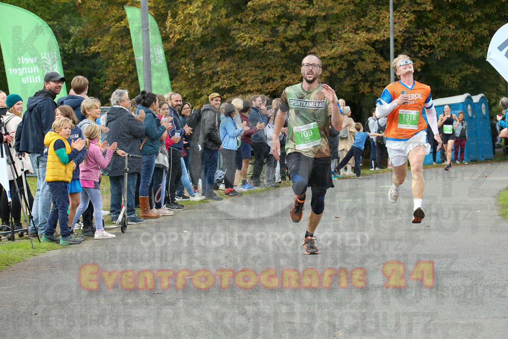 220925_1320_EX1_0500 | Sportfotografie im Rhein-Sieg Kreis, Köln, Bonn, NRW, Rheinland Pfalz, Hessen, etc. Unser Tätigkeitsfeld umfasst den Laufsport vom Volkslauf über den Marathon, Duathlon, Triathon bis zum Ultralauf wie Kölnpfad Ultra oder Schindertrail.