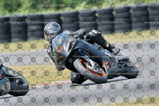 25bt04-1909 | markuskiefer.com - Realisiert mit Pictrs.com