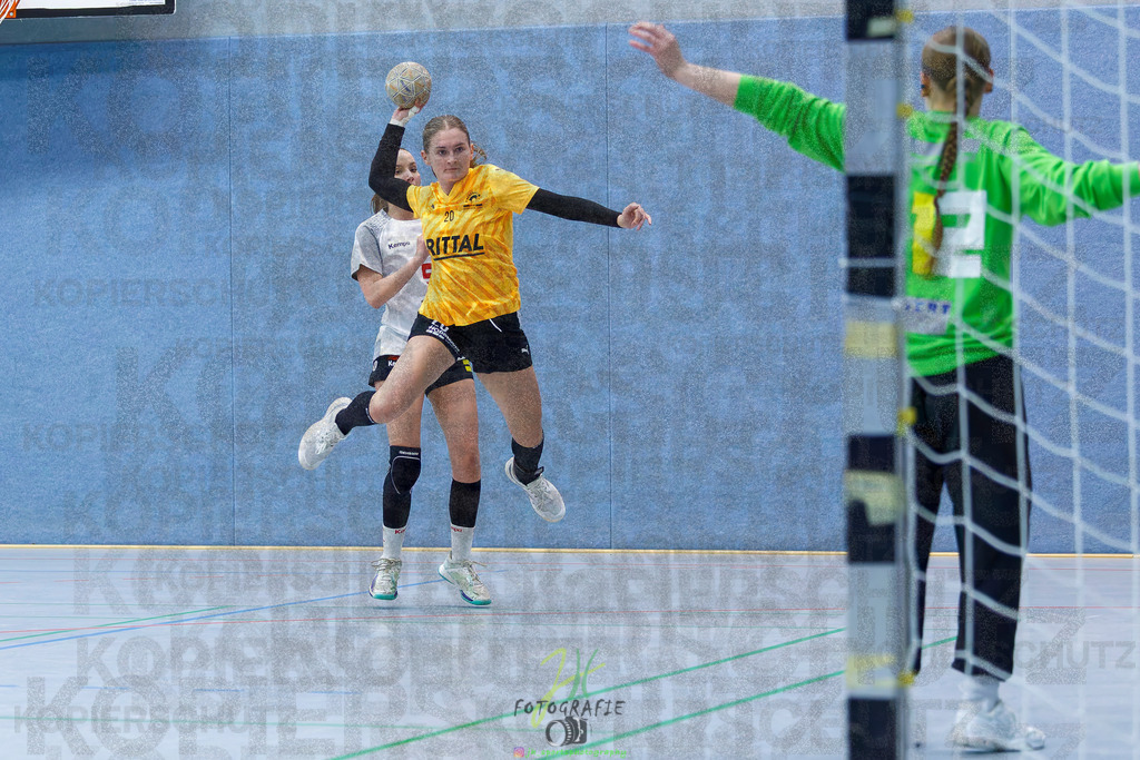 Frauen Oberliga Mitte (HHV); HSG Eibelshausen/Ewersbach - HSG Wettenberg II | Frauen Oberliga Mitte (HHV); HSG Eibelshausen/Ewersbach - HSG Wettenberg II am 13.12.2025 in Steinbrücken (Sporthalle am Hammerweiher)Photo © 2025 - Jörg Heinrich - Realisiert mit Pictrs.com
