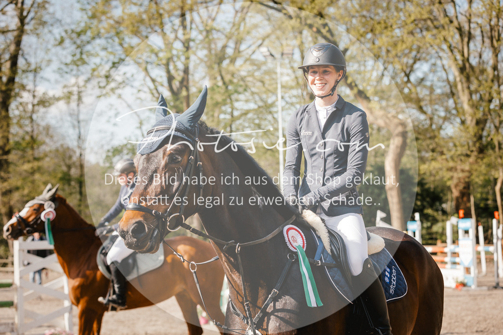 3I6A3808 | Stimmungsvolle Portraits und Reitsportfotografie im Ruhrgebiet und im Münsterland.

Pferdefotografie, Hundefotografie, Tierfotografie, Reportagen, Portraits von Tier und Mensch, Turnierfotografie in Bochum, Recklinghausen, Marl, Haltern am See, Dülmen.. - Realisiert mit Pictrs.com