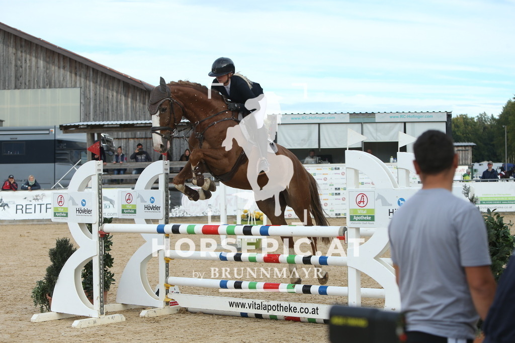 DL2Q7328 | Willkommen bei Brunnmayr - Design & Fotografie – Ihrem Spezialisten für Reitturniere und Pferdeveranstaltungen in Oberösterreich, Salzburg und Bayern! Seit über 17 Jahren sind wir leidenschaftlich dabei.