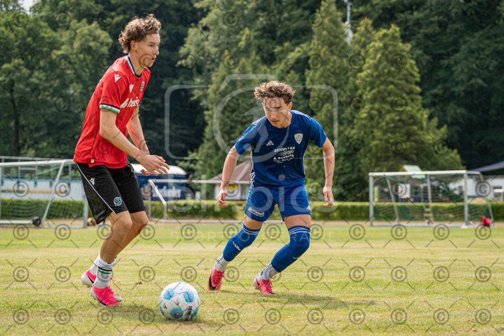 _DSC8599 | Professionelle Fußball- und Sportfotografie. Spielbilder online ansehen und kaufen – Einzelbilder oder komplette Galerien in hoher Qualität. - Realisiert mit Pictrs.com