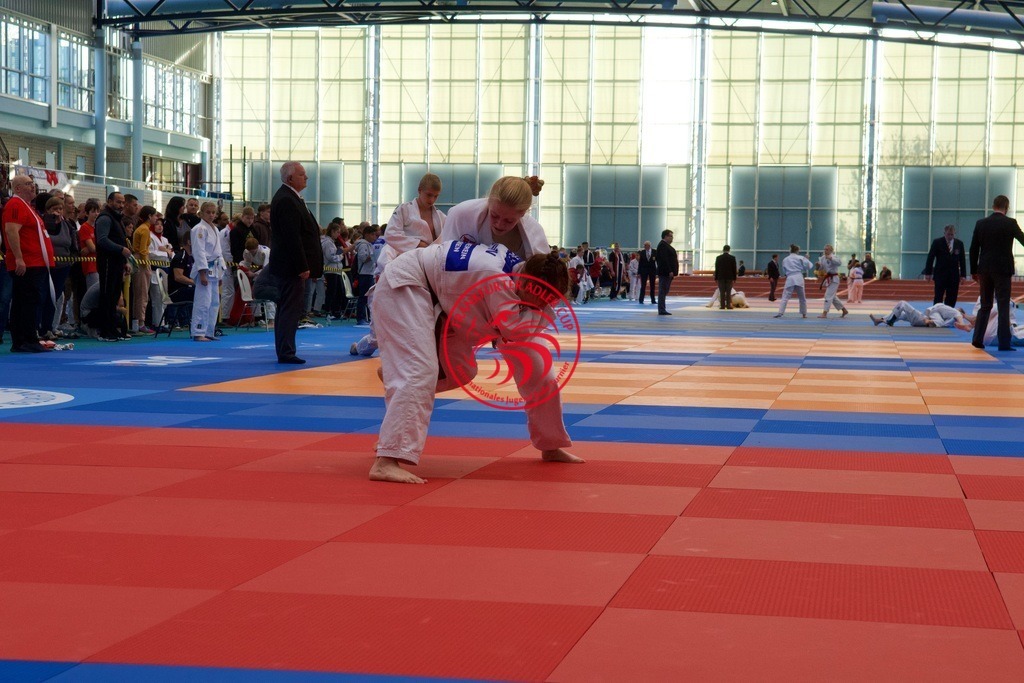 RAS_8116 | Fotos vom Adler Cup - Pictures from Adler Cup

Hier findet Ihr alle Eindrücke und großen Momente der Adler Cup Wochenenden. Here you will find all impressions and great moments of the Adler Cup weekends. - Realisiert mit Pictrs.com