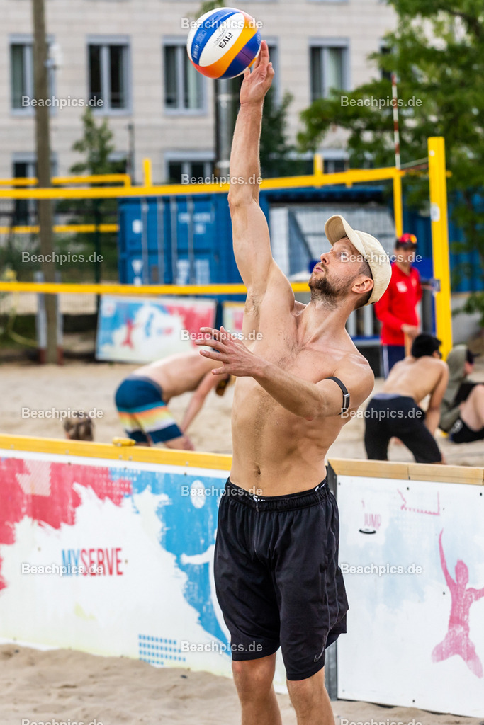 2024-00101189-Beach-Tour-Berlin-Brandenburg-A-Turnier | 01.06.2024; Berlin Foto: Gerold Rebsch - www.beachpics.de