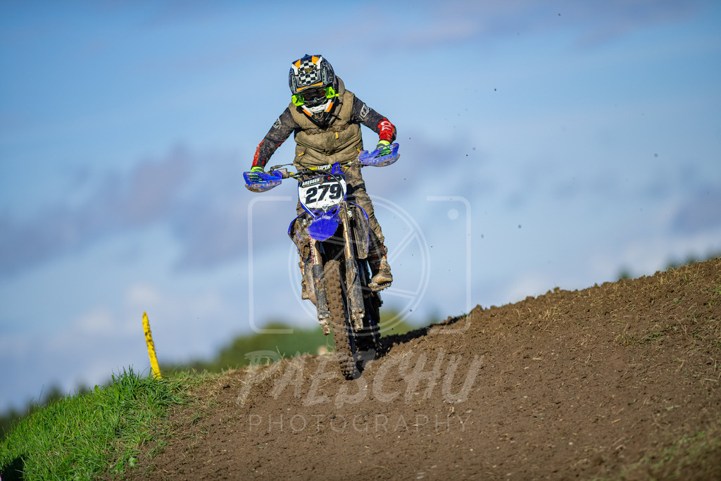 BYR85 (473) | Paeschuphoto Shop - Wer nicht sucht der auch nicht findet.Ob Motocrossbilder oder von einem besuchtem Spiel, Hauptsache Action. - Realisiert mit Pictrs.com