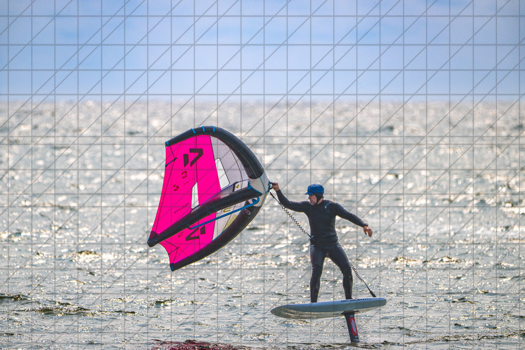 Windsurfing; div. unknown People | Hvide Sande, Denmark, 08.06.25: Windsurfing; div. unknown People —  CREDIT:www.bullenfotos.de, Martin König, Hörner Weg 40, D-49078 Osnabrück, +4917663732967 — Nutzung und Weitergabe nur zu den vereinbarten Zwecken. Presseanfragen an Ersteller. Alle Rechte beim Ersteller. Honorierung nach MFM. - Realisiert mit Pictrs.com