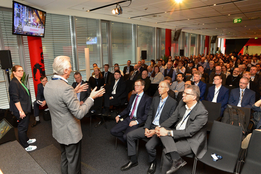 0465th_PPS_Symposium_Foto_SWernz-2 | Fotograf Köln - Realisiert mit Pictrs.com