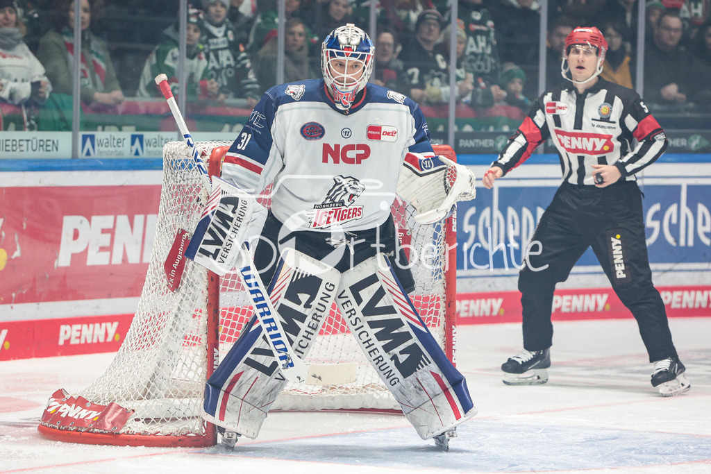 Augsburger Panther - Nürnberg ICE Tigers | Niklas TREUTLE (NIT #31) in Aktion