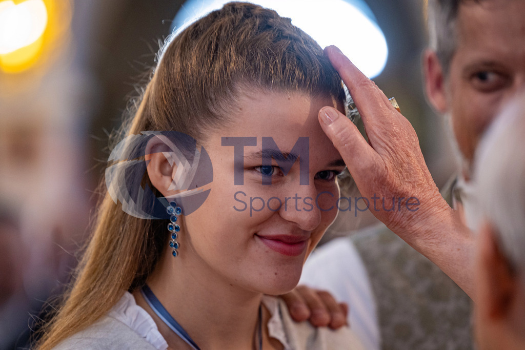 RR5M7227 | Firmung Klagenfurt-Dom 19.05.2024 8 Uhr