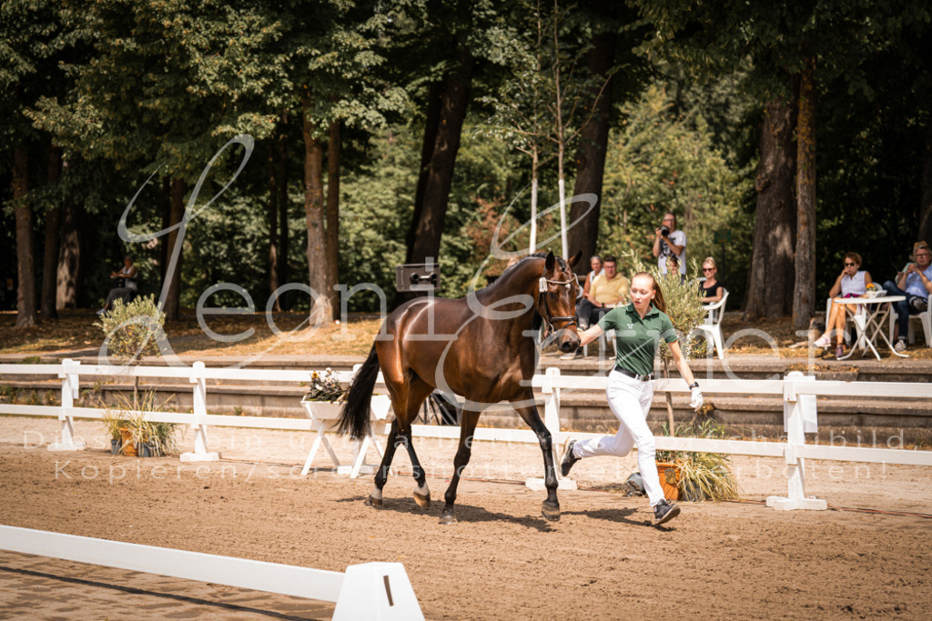 1.Fr00124 | Leoni Ertmer Photography - Realisiert mit Pictrs.com