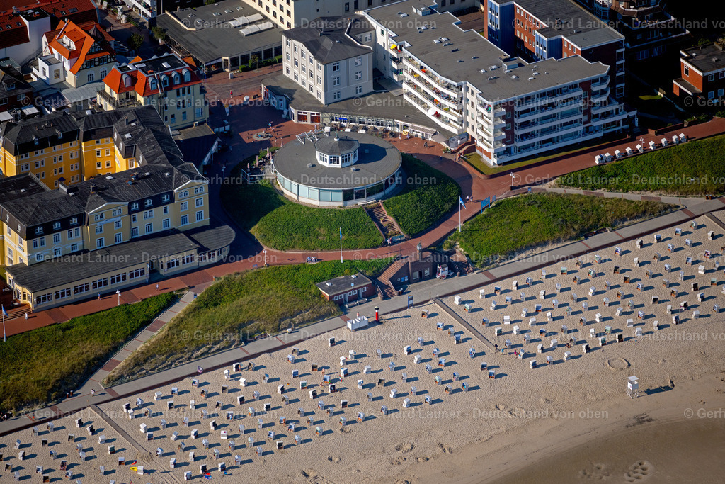 4037091 | Hauptstrand, Cafe Pudding,  Wangerooge