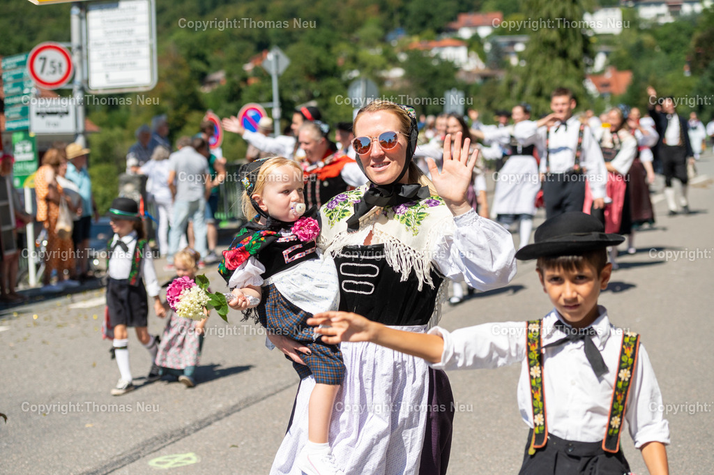DSC_8259 | Das Burgfest Lindenfels ist ein farbenfrohes Trachtenfest mit Festumzug, Musik und gelebter Heimatkultur – ein Höhepunkt im Veranstaltungskalender des Odenwalds. 