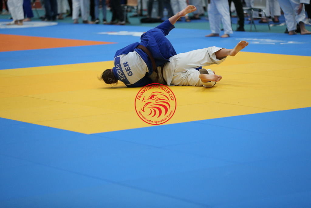 AT3Y1016 | Fotos vom Adler Cup - Pictures from Adler Cup

Hier findet Ihr alle Eindrücke und großen Momente der Adler Cup Wochenenden. Here you will find all impressions and great moments of the Adler Cup weekends. - Realisiert mit Pictrs.com