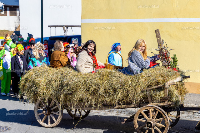 Bärentreiben in Steuerberg | Bildershop von pixelworld.at - Realisiert mit Pictrs.com