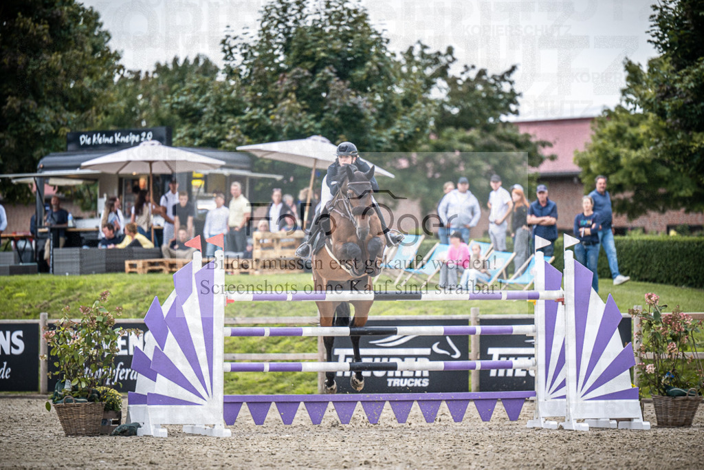 DOS_6935 | Entdecke hochwertige Reitturnierfotos von Foto Oger. Professionell, emotional und authentisch – jetzt Lieblingsmomente im Shop bestellen.Deutschlandweite Turnierfotografie. - Realisiert mit Pictrs.com