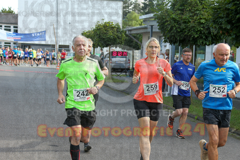 250801_1812_EX1_6488 | Sportfotografie im Rhein-Sieg Kreis, Köln, Bonn, NRW, Rheinland Pfalz, Hessen, etc. Unser Tätigkeitsfeld umfasst den Laufsport vom Volkslauf über den Marathon, Duathlon, Triathon bis zum Ultralauf wie Kölnpfad Ultra oder Schindertrail.