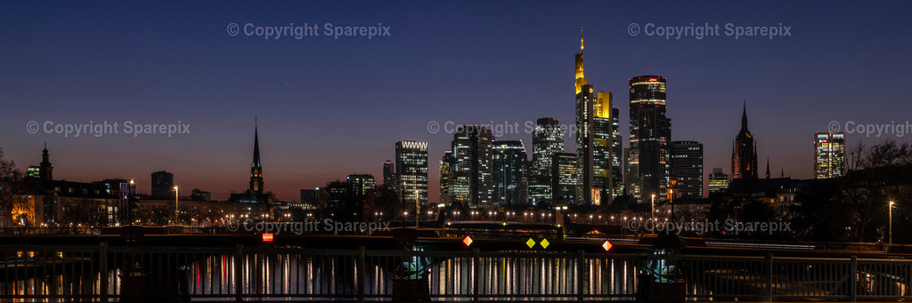 PAN_Outlook_Frankfurt_Skyline17(03_2025) | sparepix - Realisiert mit Pictrs.com