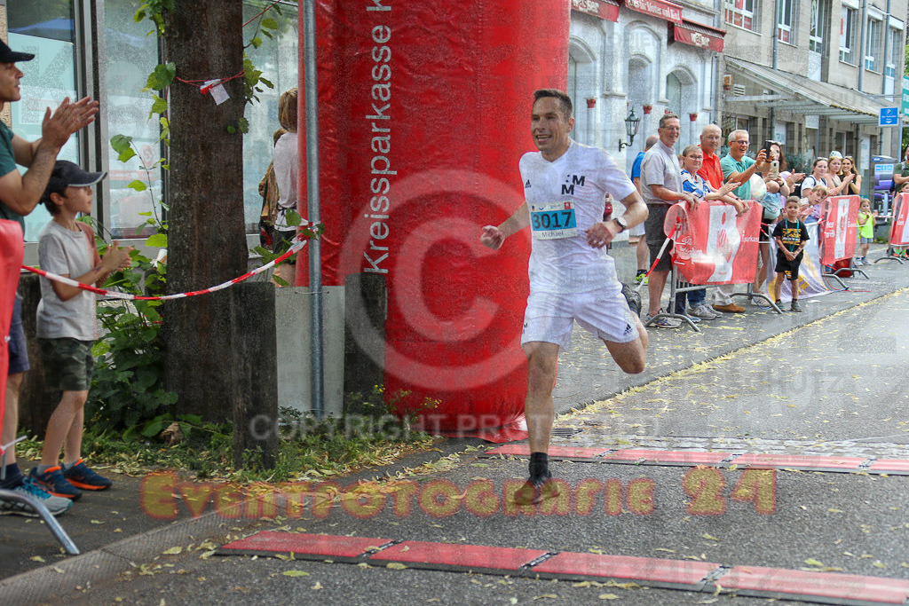 220625_1624_EX1_4627 | Sportfotografie im Rhein-Sieg Kreis, Köln, Bonn, NRW, Rheinland Pfalz, Hessen, etc. Unser Tätigkeitsfeld umfasst den Laufsport vom Volkslauf über den Marathon, Duathlon, Triathon bis zum Ultralauf wie Kölnpfad Ultra oder Schindertrail.