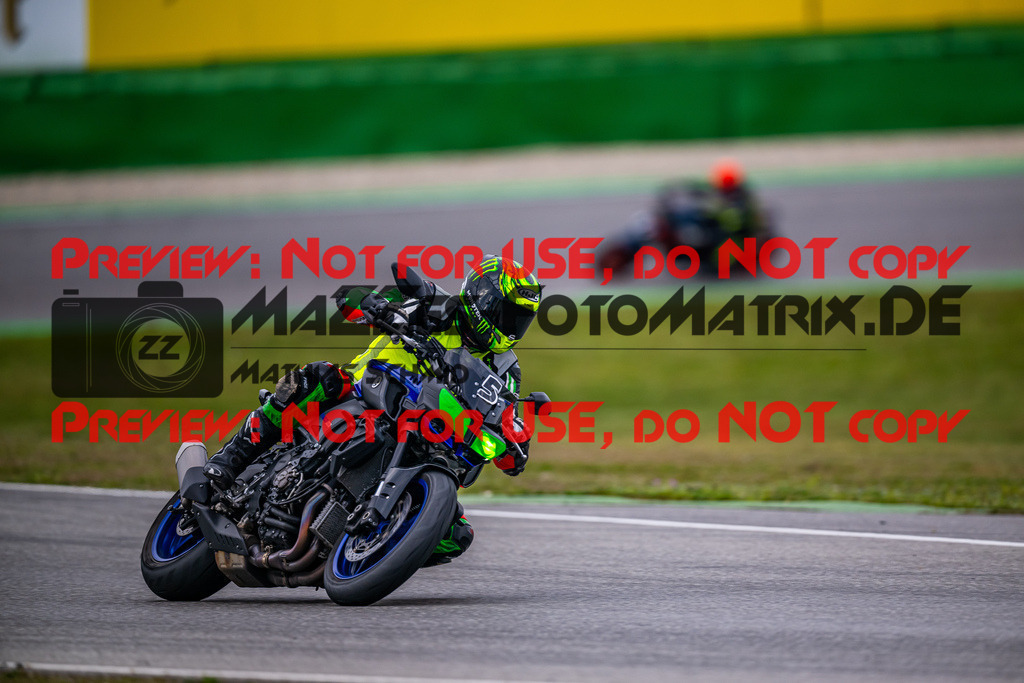 MaZZes_Fotomatrix_20240317_6007705_6103 | Fotograf Mathias Schmid
Sportfotograf,
Eventfotograf,
Hochzeitsfotograf,
Portraitfotograf