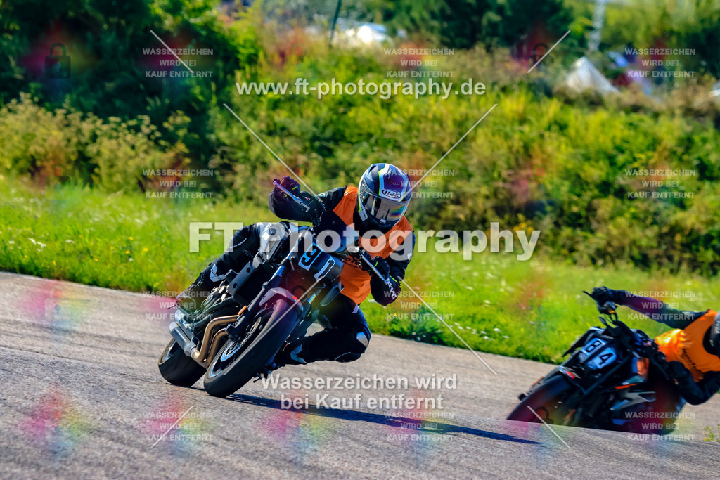091-2385 | Hier findet Ihr Bilder von Touristenfahrten auf der Nürburgring Nordschleife oder von anderen Veranstaltungen die ich besucht habe. Viel Spass beim Durch Schauen 