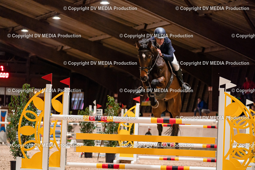 Springen Tag 1-786 | dv-media-shop - Realisiert mit Pictrs.com