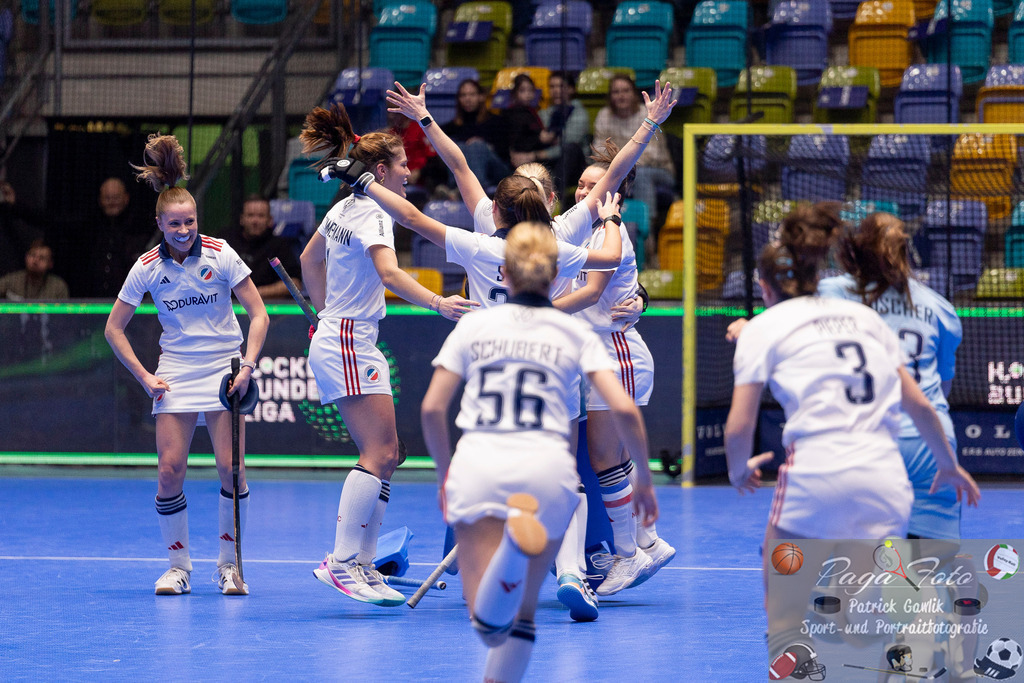 Volvo E.R.B. Final 4 Halbfinale Frauen: Mannheimer HC - Düsseldorfer HC, 25.01.2025 | Mannheimer HC - Düsseldorfer HC, Frankfurt, Süwag Arena, 25.1.2025 - Realisiert mit Pictrs.com