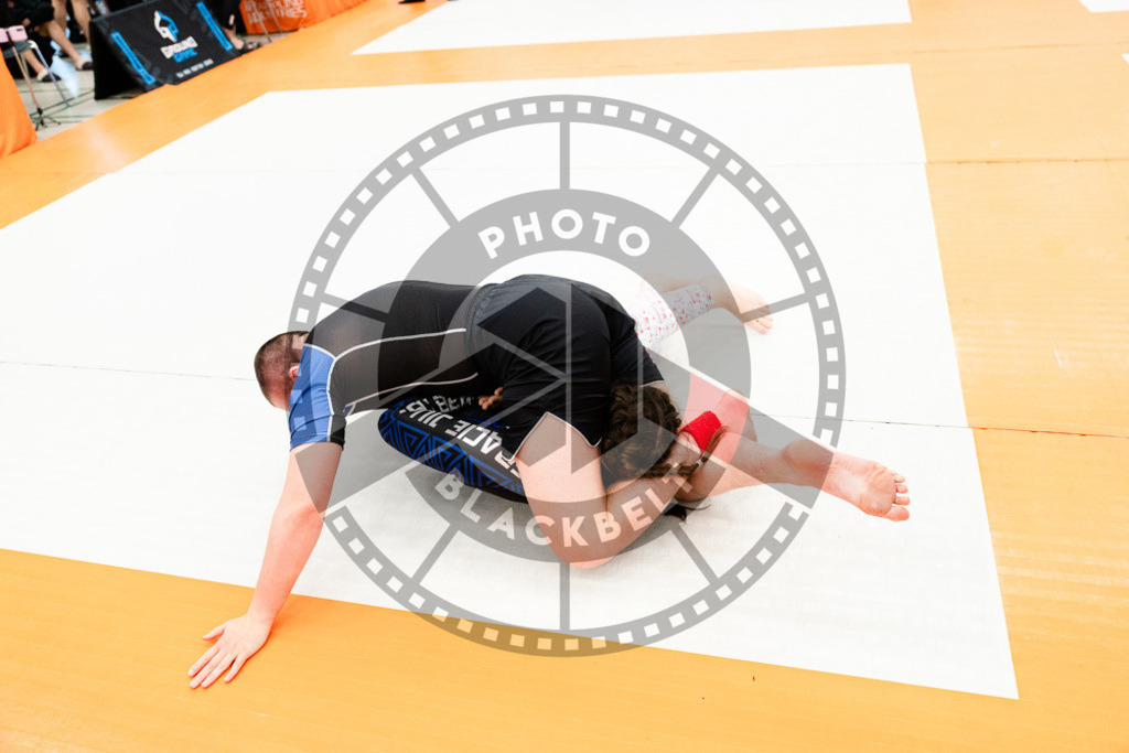 20251122PBB13814 | Athletes compete during the Grappling Industries Berlin Jiu-Jitsu and Grappling Championship, on November 22, 2025 in Berlin, Germany. © photoblackbelt