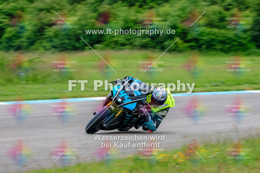 MotoTeam-3579 | Hier findet Ihr Bilder von Touristenfahrten auf der Nürburgring Nordschleife oder von anderen Veranstaltungen die ich besucht habe. Viel Spass beim Durch Schauen 