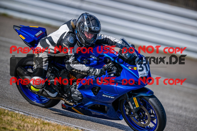 MaZZes_FotoMatrix_230311_7382 | Fotograf Mathias Schmid
Sportfotograf,
Eventfotograf,
Hochzeitsfotograf,
Portraitfotograf