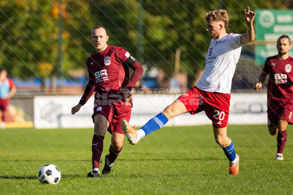 20250928_Picselweb-Fotografie_1R3_2487 | Spielszenen aus dem Spiel VfL Güldenstern Stade - Rotenburger SV. Ergebnis 0:3 - Realisiert mit Pictrs.com