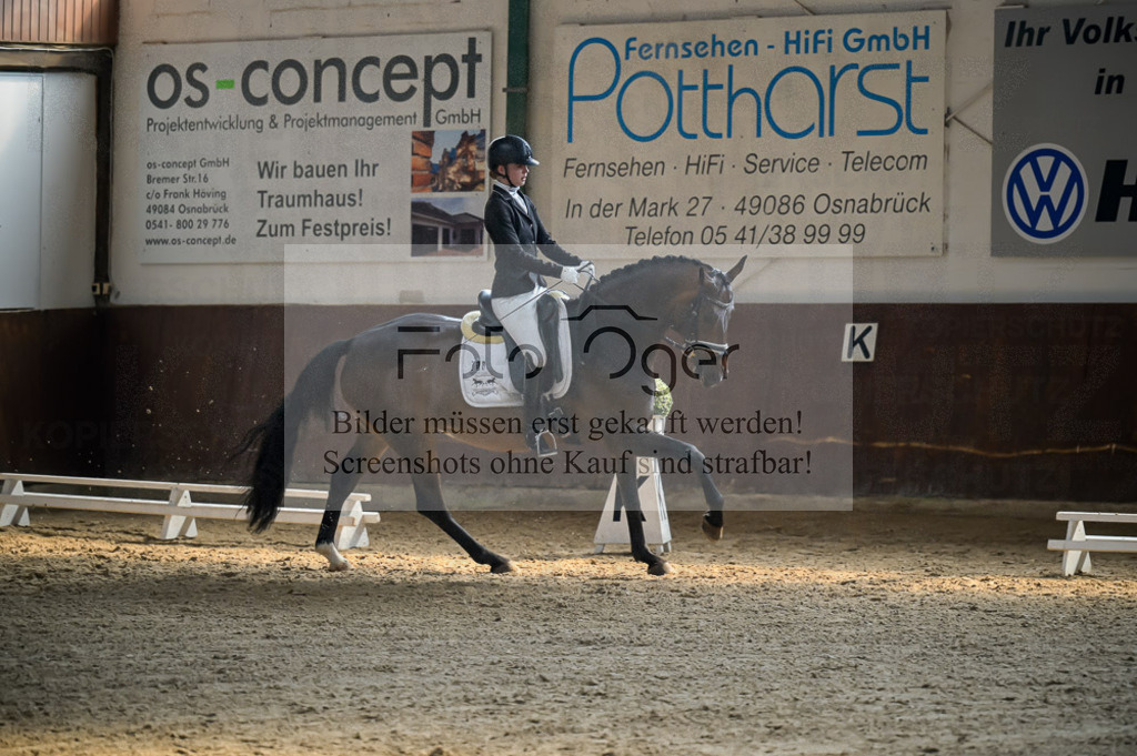 Reitturnier Voxtrup | Entdecke hochwertige Reitturnierfotos von Foto Oger. Professionell, emotional und authentisch – jetzt Lieblingsmomente im Shop bestellen.Deutschlandweite Turnierfotografie. - Realisiert mit Pictrs.com