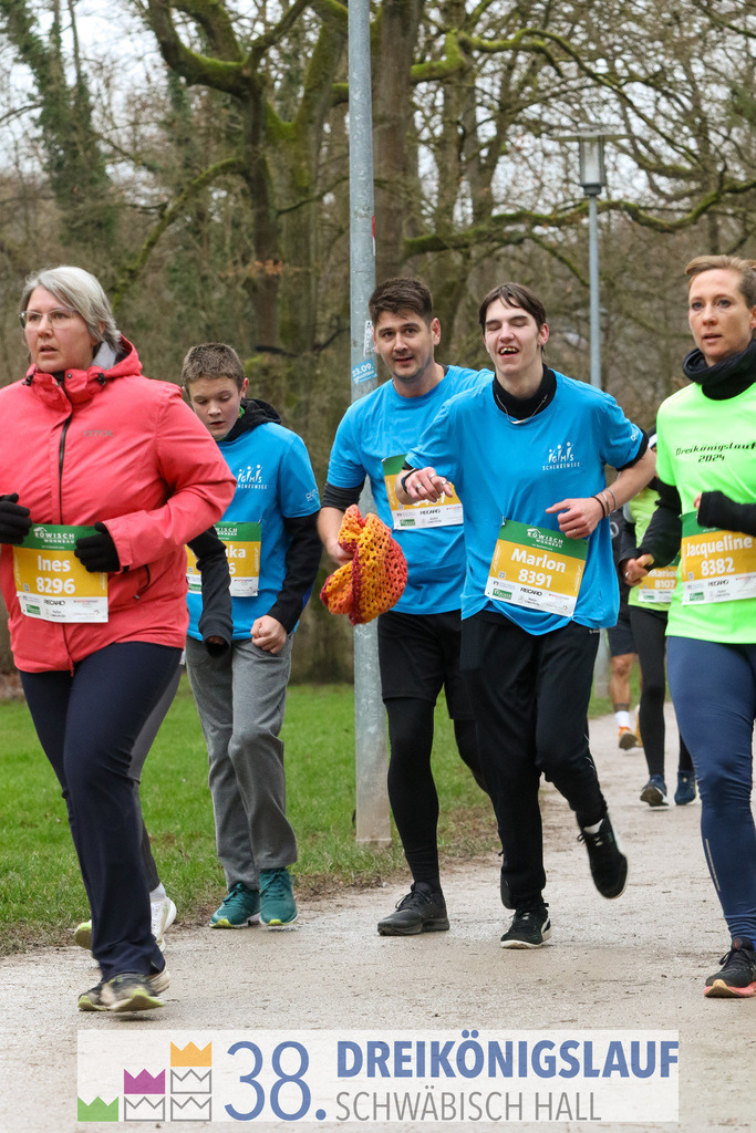 5km Roewisch Wohnbau Cup | 3 Koenigslauf 2024 5km Roewisch Wohnbau Cup - Realisiert mit Pictrs.com