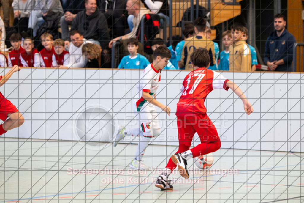 20251213_103958_0140 | FC Augsburg - SGM Do/Rei U1427. internationaler Prinzing Junior Cup in der Donzdorfer Lautertalhalle - 13.12.2025,Foto: PhotoPeet-Sportfotografie/Peter Harich