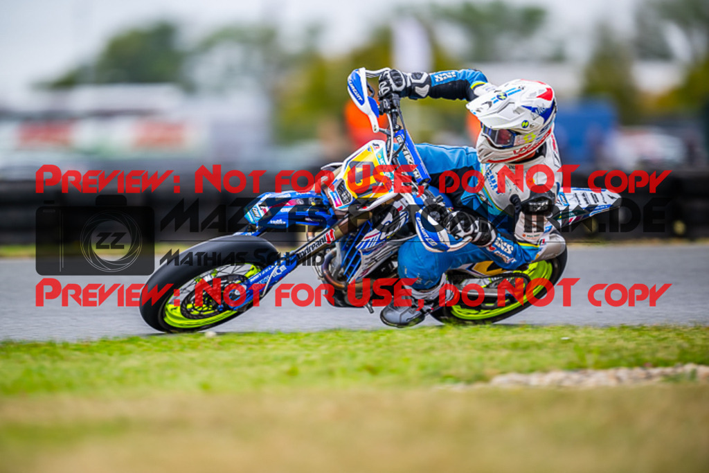 MaZZes_FotoMatrix_231001_4124 | S1