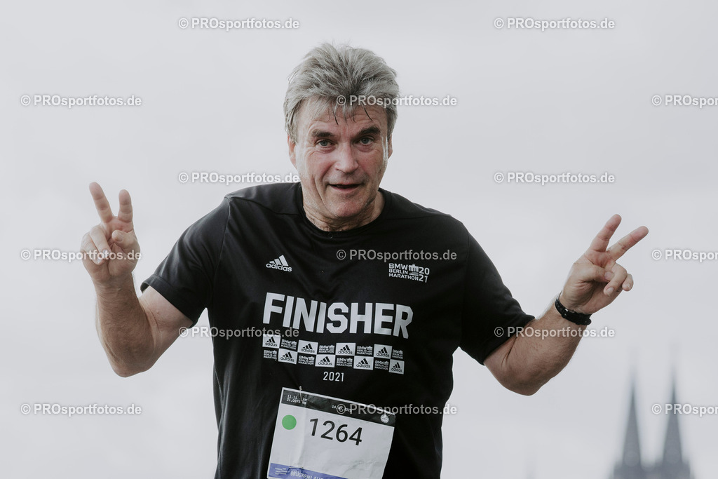 250914_Brückenlauf_JM-79 | Professionelle Fotos Ihrer Laufsportveranstaltung.