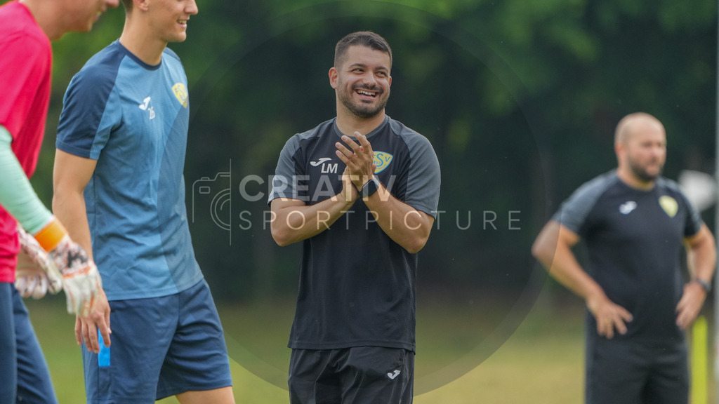 Fußball, Herren, Saison 2025/2026, Regionalliga Nordost, Trainingsauftakt des FSV 63 Luckenwalde am 18.06.2025 im Werner-Seelenbinder-Stadion, | Fußball, Herren, Saison 2025/2026, Regionalliga Nordost, Trainingsauftakt des FSV 63 Luckenwalde am 18.06.2025 im Werner-Seelenbinder-Stadion, Im Bild: Co-Trainer Lukas Müller - Realisiert mit Pictrs.com