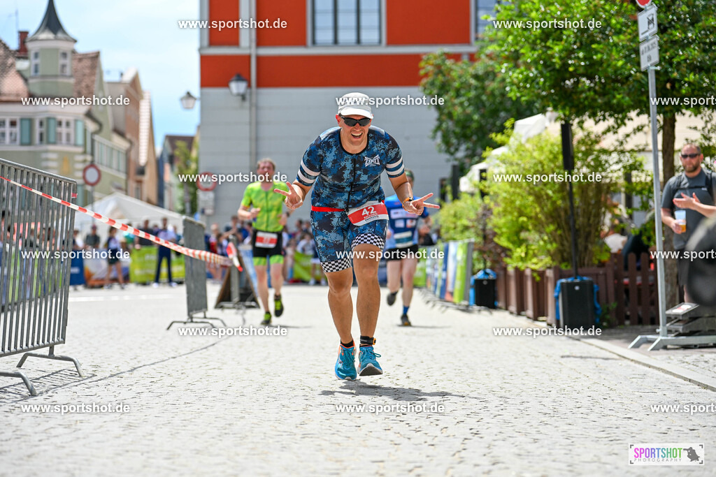 SZI_6658 | Stadttriathlon Erding 2025. #yourpictrs #sportshot_your_pictrs @Sportshotphotography #stadttriathlonerding Copyright: www.sportshot.de