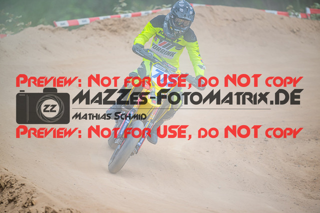 MaZZes_FotoMatrix_220529_9632 | Fotograf Mathias Schmid
Sportfotograf,
Eventfotograf,
Hochzeitsfotograf,
Portraitfotograf