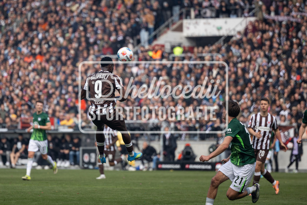 Fußball I Männer I Saison 2025-2026 I Bundesliga I FC St. Pauli - VfL Wolfsburg I 12943 | realhellocedii - Realisiert mit Pictrs.com
