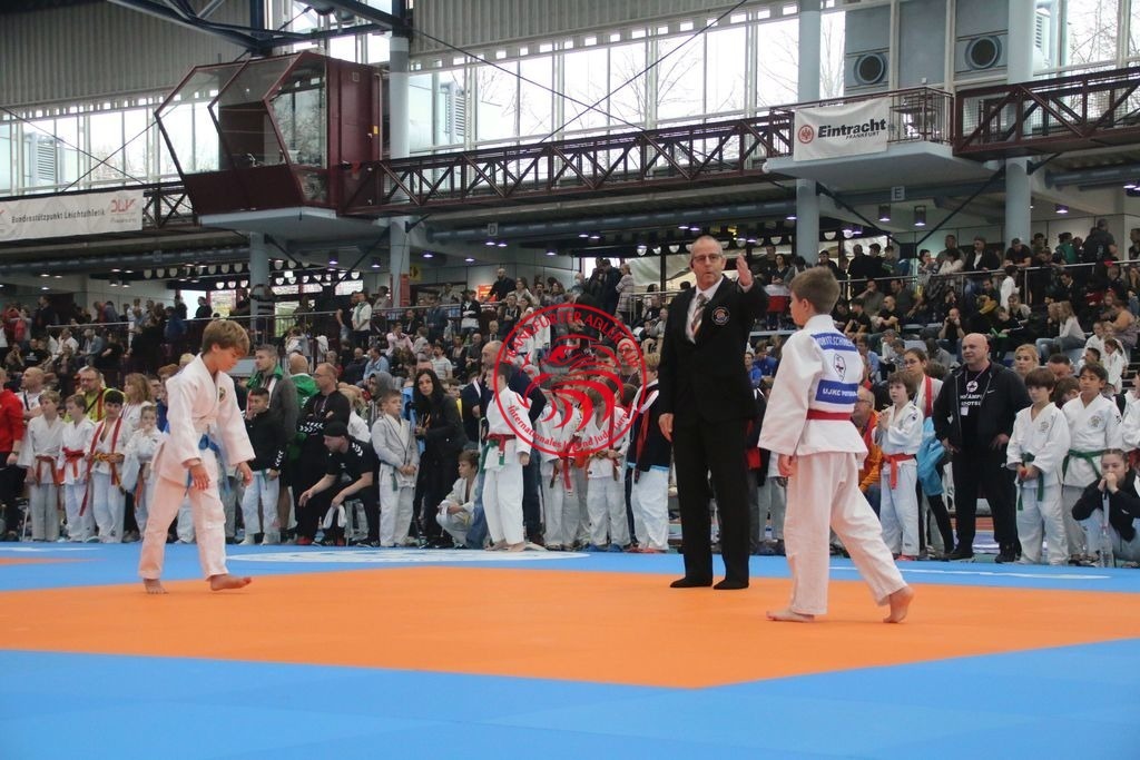 MSY-2022-10-29-7870 | Fotos vom Adler Cup - Pictures from Adler Cup

Hier findet Ihr alle Eindrücke und großen Momente der Adler Cup Wochenenden. Here you will find all impressions and great moments of the Adler Cup weekends. - Realisiert mit Pictrs.com