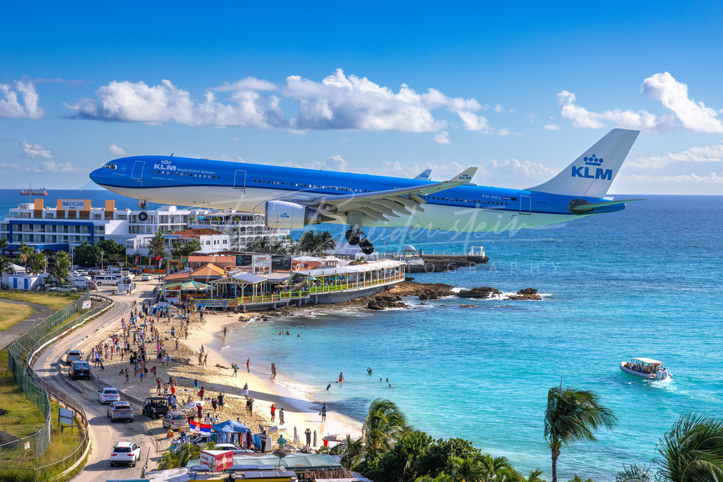 2N8A6786-Verbessert-NR Kopie | Buy high-quality aviation and travel photography prints by professional photographer Timo Breidenstein. Authentic images, professionally printed, worldwide shipping. - Realisiert mit Pictrs.com