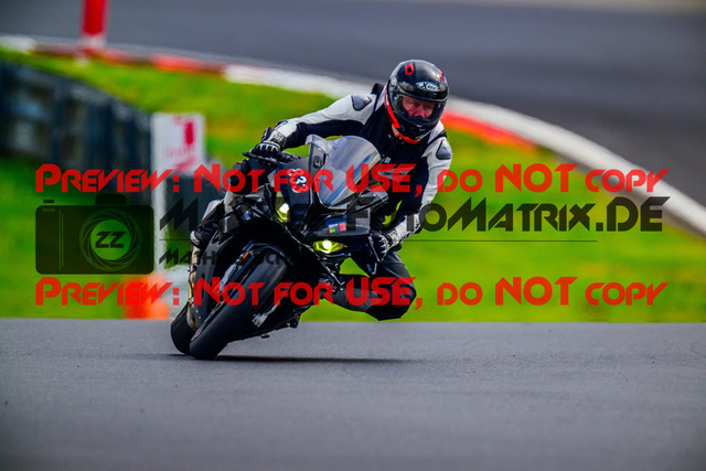 MaZZes_FotoMatrix_240519_6007705_1633 | Fotograf Mathias Schmid
Sportfotograf,
Eventfotograf,
Hochzeitsfotograf,
Portraitfotograf