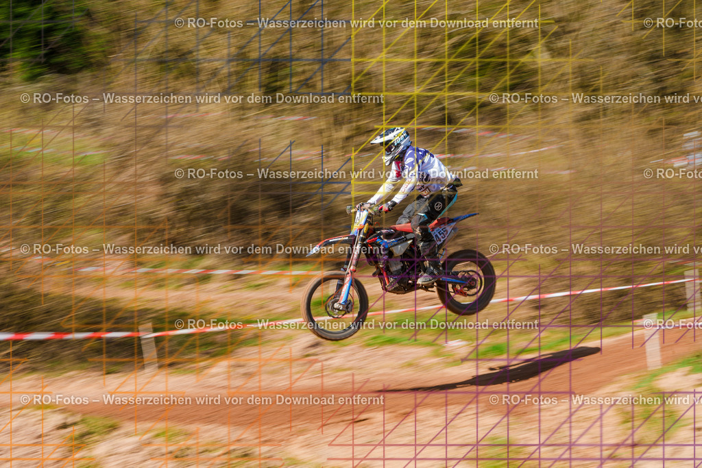 3 Lauf Mernes-231 | Sportfotografie von RO-Fotos: Motorsport, Motocross, Enduro, Laufveranstaltungen und Triathlon. Professionelle Fotos von Sportlern und Events. - Realisiert mit Pictrs.com