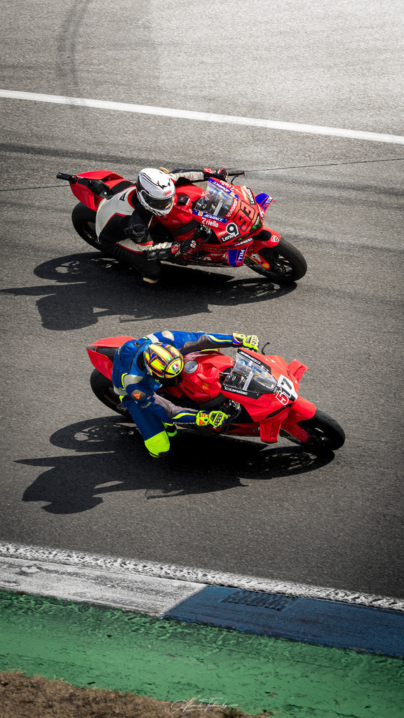 Ducati Trackday Hockenheimring 2026 | Entdecken Sie die faszinierende Welt von Alexander Tschuncky Arts: Kreative Fotografie, atemberaubende Automobilkunst und hochwertiger Bilderdruck. Lassen Sie sich inspirieren! - Realisiert mit Pictrs.com
