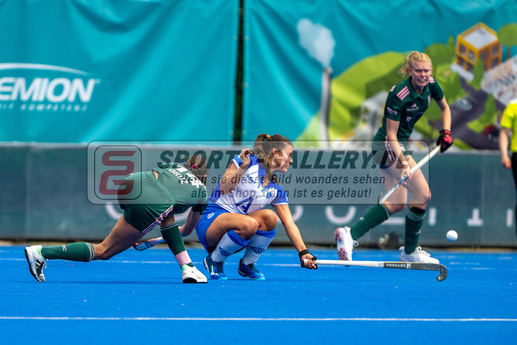 Final4_20250531-1456-Z09_3024 | Krefeld, Deutschland, 31.05.2025:  Feldhockey Final4 2025 – „Deutsche Feldhockey-Meisterschaften 2025“ im Gerd-Wellen-Hockeyanlage am 31.05.2025 in Krefeld, Deutschland. (Foto von Kramhöller/Fehrmann/Kaste)Krefeld, Germany, 31.05.2025: Feldhockey Final4 2025 – „Deutsche Feldhockey-Meisterschaften 2025“ in Gerd-Wellen-Hockeyanlage at 31.05.2025 in Krefeld, Deutschland. (Foto from Kramhöller/Fehrmann/Kaste)
