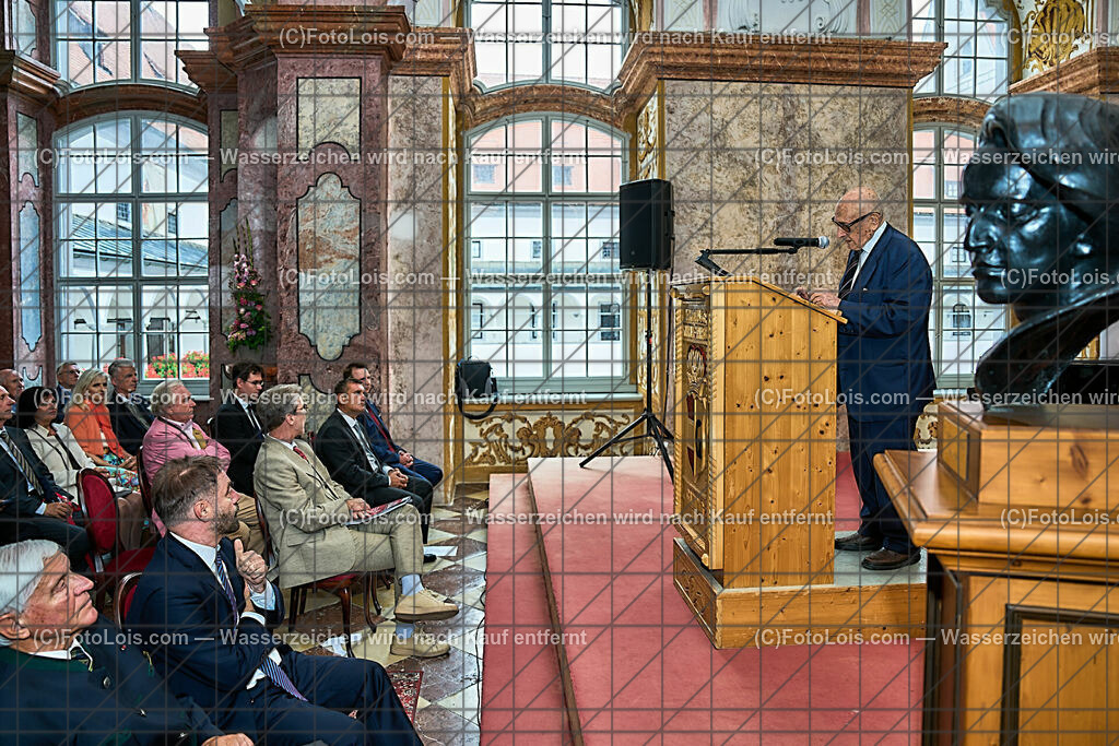 ALP0132_XXXIX_Chopin-Festival_Eroeffnung_Kanitzer | (C)FotoLois.com, Alois Spandl, XXXIX. internationales CHOPIN-Festival in der Kartause Gaming, Eröffnung des Festivals mit Einmarsch der Goldhaubengruppe Lackenhof mit der Musikkapelle Gaming sowie den Ehrengästen und Eröffnungsansprachen in der Barockbibliothek, Fr 4. August 2023.